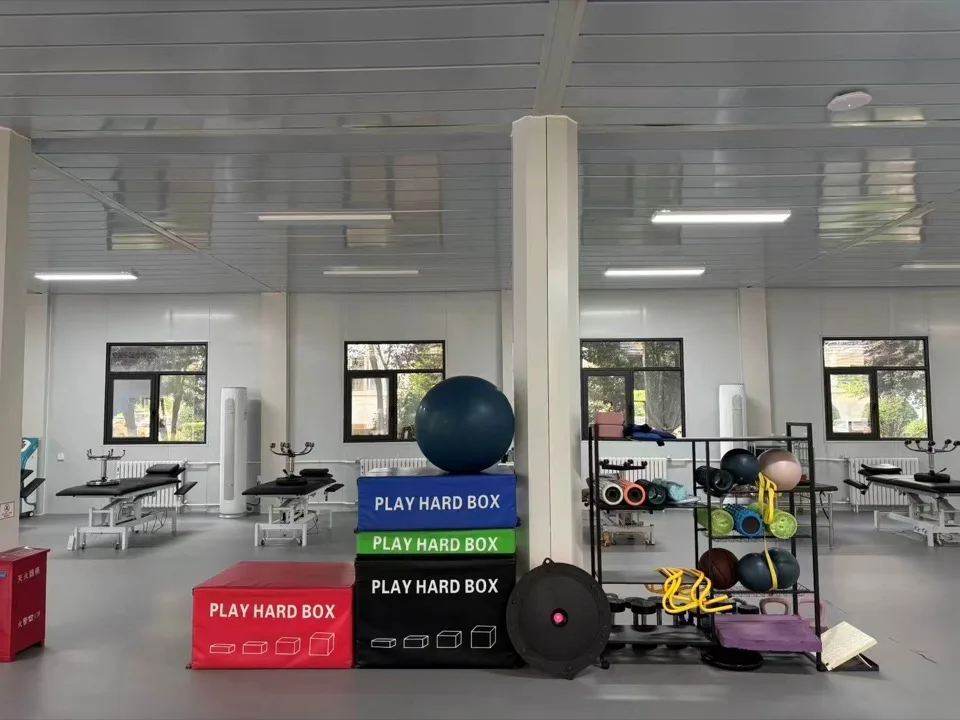 Functional training equipment